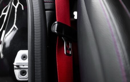 Mercedes-Benz C-Класс AMG, 2019 год, 4 600 000 рублей, 29 фотография