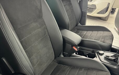 Volkswagen Tiguan II, 2018 год, 2 450 000 рублей, 2 фотография