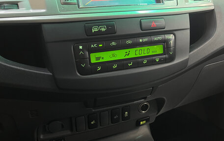 Toyota Hilux VII, 2012 год, 1 950 000 рублей, 21 фотография