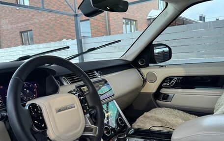 Land Rover Range Rover IV рестайлинг, 2019 год, 7 250 000 рублей, 9 фотография
