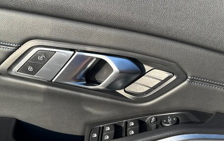 BMW 3 серия, 2018 год, 4 190 000 рублей, 33 фотография