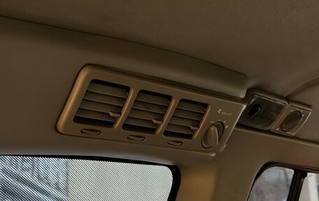 Mazda MPV I, 1997 год, 520 000 рублей, 32 фотография