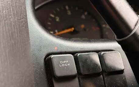 Mazda MPV I, 1997 год, 520 000 рублей, 31 фотография