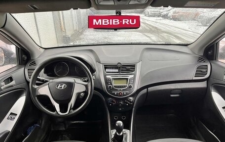 Hyundai Solaris II рестайлинг, 2014 год, 300 000 рублей, 11 фотография