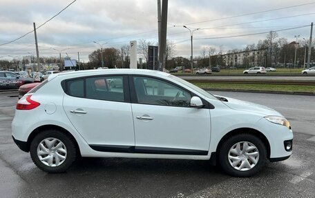 Renault Megane III, 2014 год, 975 000 рублей, 10 фотография