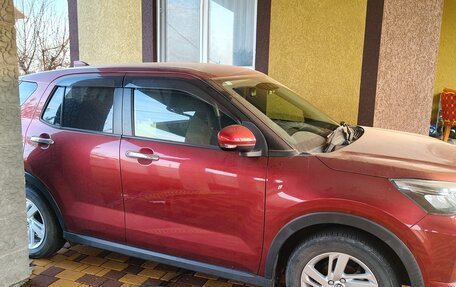 Toyota Raize I, 2020 год, 1 595 000 рублей, 2 фотография