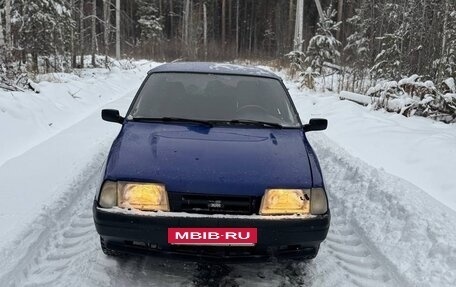 ИЖ 2126 «Ода», 2003 год, 80 000 рублей, 6 фотография