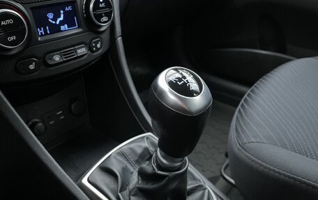 Hyundai Solaris II рестайлинг, 2015 год, 960 000 рублей, 17 фотография