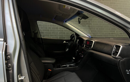 KIA Sportage IV рестайлинг, 2020 год, 2 165 000 рублей, 12 фотография