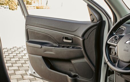 Mitsubishi ASX I рестайлинг, 2015 год, 1 295 000 рублей, 12 фотография