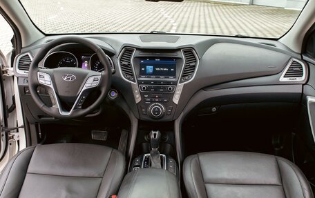 Hyundai Santa Fe III рестайлинг, 2018 год, 2 245 000 рублей, 16 фотография