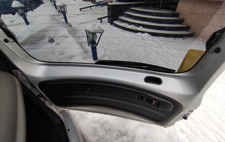 Toyota FunCargo, 2005 год, 450 000 рублей, 4 фотография