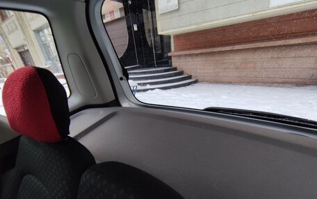 Toyota FunCargo, 2005 год, 450 000 рублей, 8 фотография