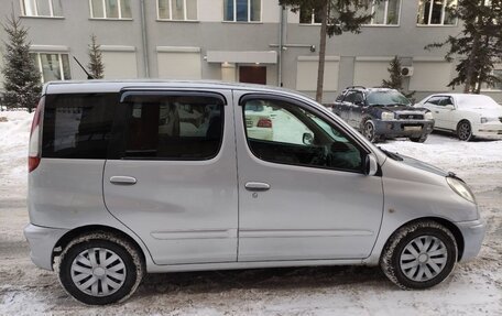 Toyota FunCargo, 2005 год, 450 000 рублей, 31 фотография