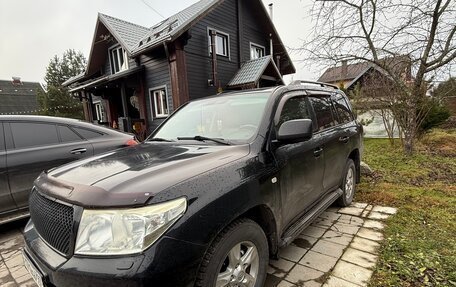 Toyota Land Cruiser 200, 2010 год, 3 000 000 рублей, 2 фотография