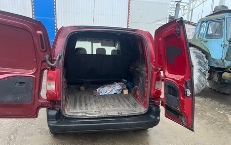 Peugeot Partner II рестайлинг 2, 2010 год, 1 150 000 рублей, 9 фотография