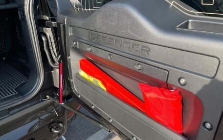 Land Rover Defender II, 2025 год, 13 500 000 рублей, 23 фотография