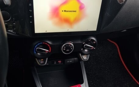KIA Rio IV, 2019 год, 1 369 000 рублей, 27 фотография