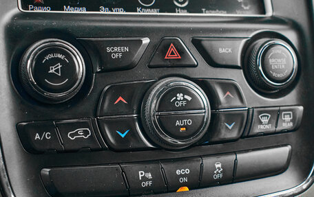 Jeep Grand Cherokee, 2013 год, 2 275 000 рублей, 19 фотография