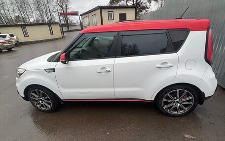 KIA Soul II рестайлинг, 2016 год, 900 000 рублей, 1 фотография