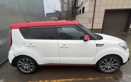 KIA Soul II рестайлинг, 2016 год, 900 000 рублей, 3 фотография