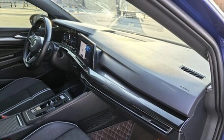 Volkswagen Golf VIII, 2022 год, 2 190 000 рублей, 8 фотография