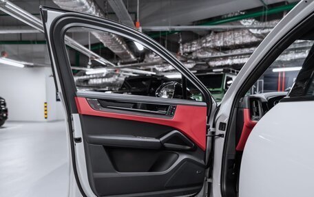 Porsche Cayenne III, 2025 год, 26 995 000 рублей, 7 фотография