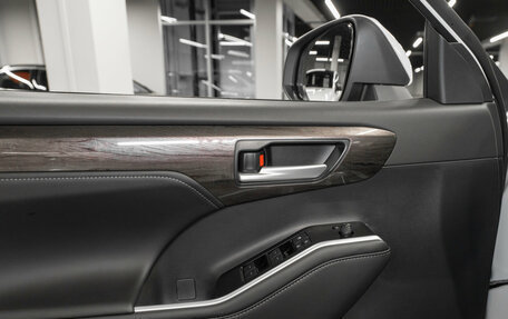 Toyota Highlander, 2025 год, 5 850 000 рублей, 23 фотография