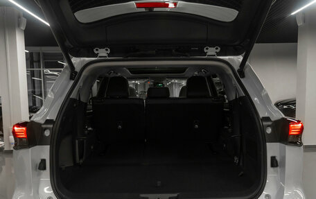 Toyota Highlander, 2025 год, 5 850 000 рублей, 27 фотография