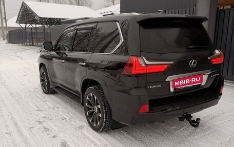 Lexus LX III, 2016 год, 5 040 000 рублей, 3 фотография