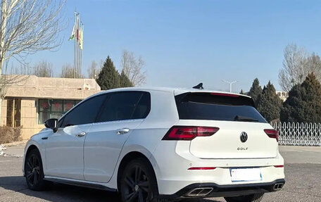 Volkswagen Golf VIII, 2023 год, 2 490 000 рублей, 6 фотография