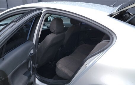 Opel Insignia II рестайлинг, 2010 год, 850 000 рублей, 24 фотография