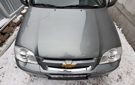 Chevrolet Niva I рестайлинг, 2013 год, 460 000 рублей, 2 фотография