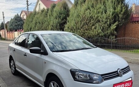 Volkswagen Polo VI (EU Market), 2012 год, 700 000 рублей, 3 фотография