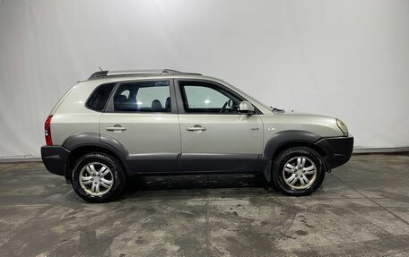 Hyundai Tucson III, 2006 год, 885 000 рублей, 7 фотография