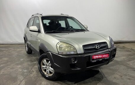 Hyundai Tucson III, 2006 год, 885 000 рублей, 3 фотография