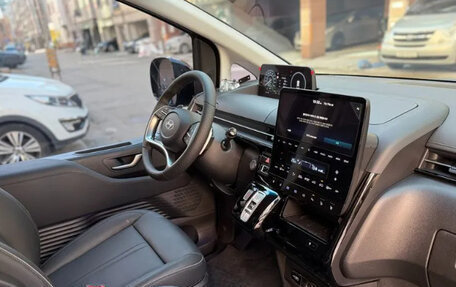 Hyundai Staria, 2025 год, 4 600 000 рублей, 14 фотография