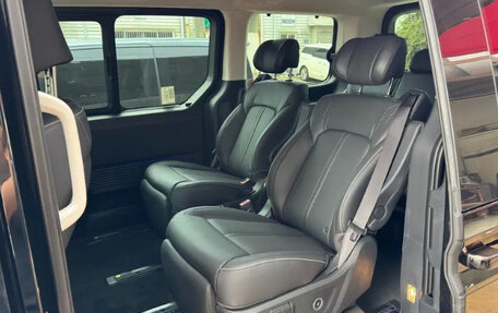 Hyundai Staria, 2025 год, 4 600 000 рублей, 20 фотография