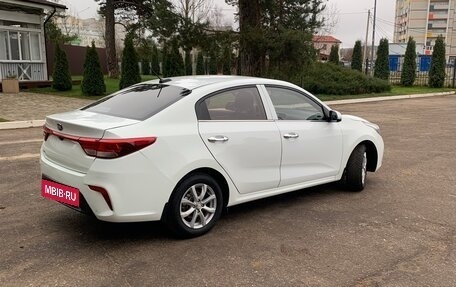 KIA Rio IV, 2018 год, 1 350 000 рублей, 4 фотография