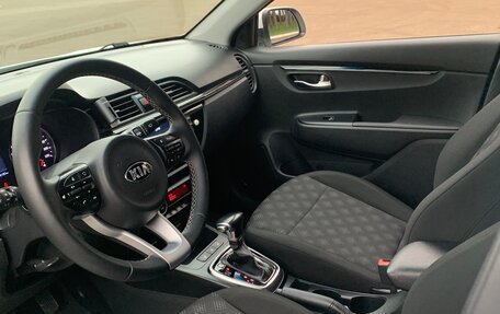 KIA Rio IV, 2018 год, 1 350 000 рублей, 16 фотография