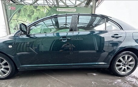 Toyota Avensis III рестайлинг, 2004 год, 690 000 рублей, 6 фотография