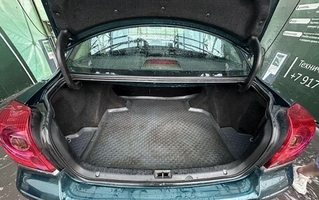 Toyota Avensis III рестайлинг, 2004 год, 690 000 рублей, 25 фотография