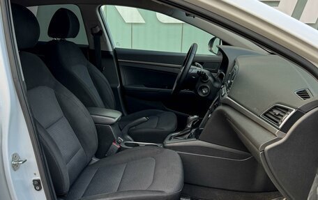 Hyundai Elantra VI рестайлинг, 2018 год, 1 550 000 рублей, 8 фотография