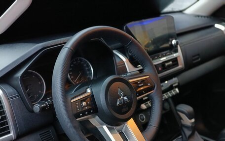 Mitsubishi L200, 2024 год, 6 100 000 рублей, 17 фотография