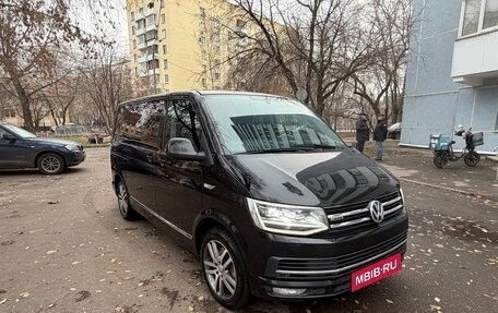 Volkswagen Multivan T6 рестайлинг, 2015 год, 3 150 000 рублей, 8 фотография