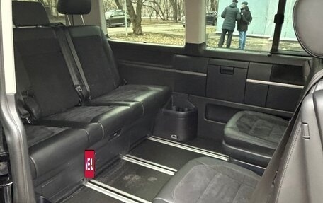 Volkswagen Multivan T6 рестайлинг, 2015 год, 3 150 000 рублей, 12 фотография