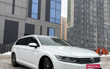 Volkswagen Passat B8 рестайлинг, 2015 год, 1 750 000 рублей, 2 фотография
