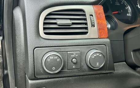 Chevrolet Tahoe III, 2013 год, 2 395 000 рублей, 9 фотография