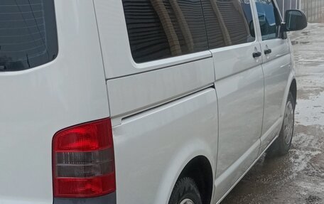 Volkswagen Transporter T5 рестайлинг, 2010 год, 1 550 000 рублей, 5 фотография