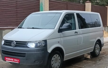 Volkswagen Transporter T5 рестайлинг, 2010 год, 1 550 000 рублей, 2 фотография